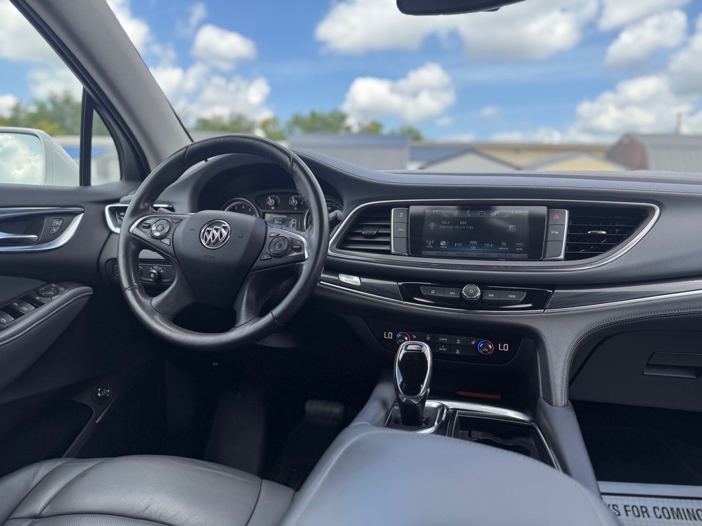 2019 Buick Enclave Image 9