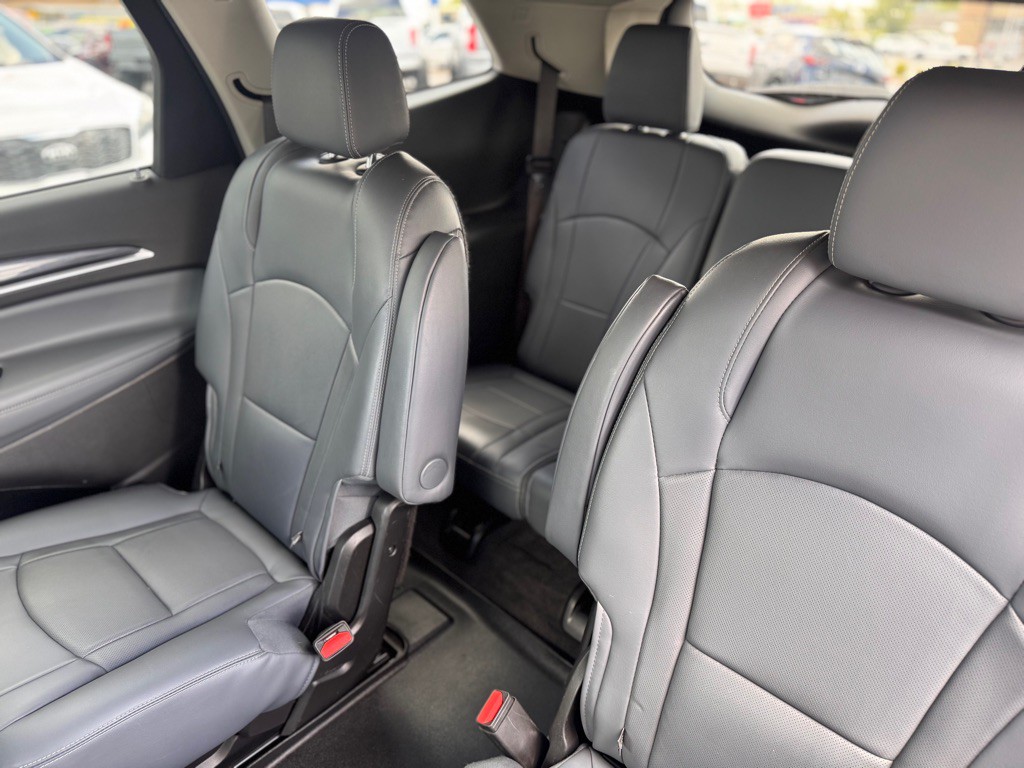 2019 Buick Enclave Image 10