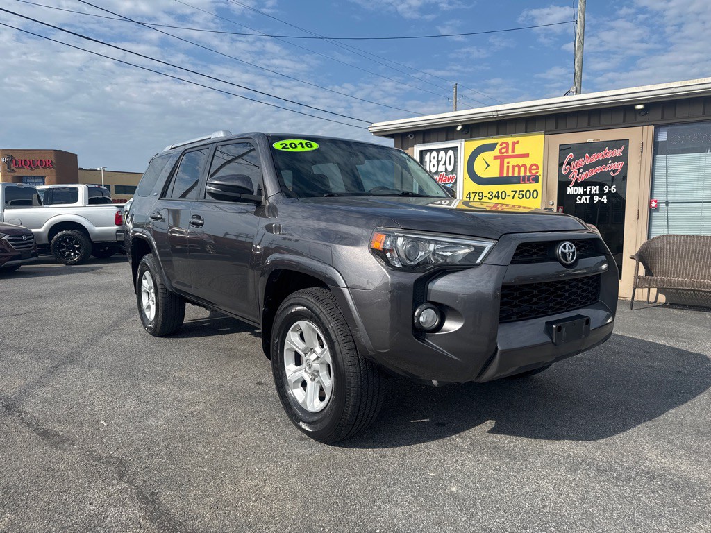 2016 Toyota 4Runner Image 3