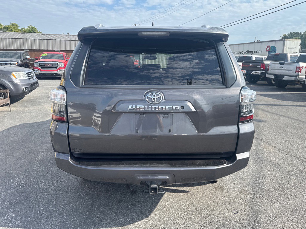 2016 Toyota 4Runner Image 6