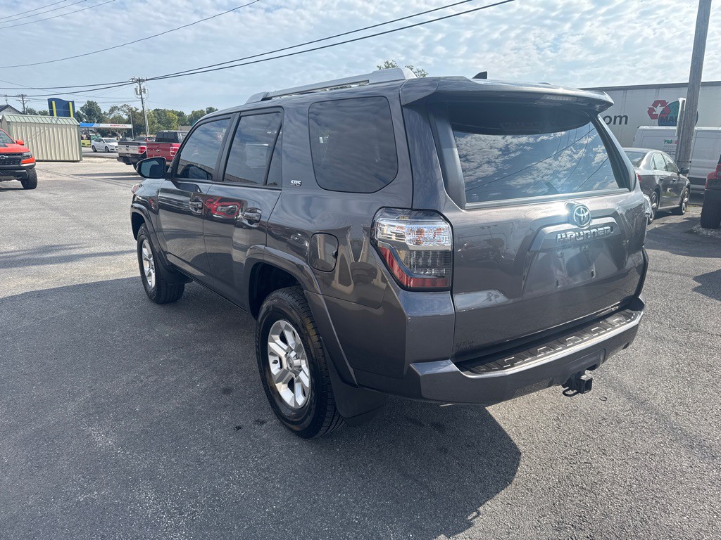 2016 Toyota 4Runner Image 7