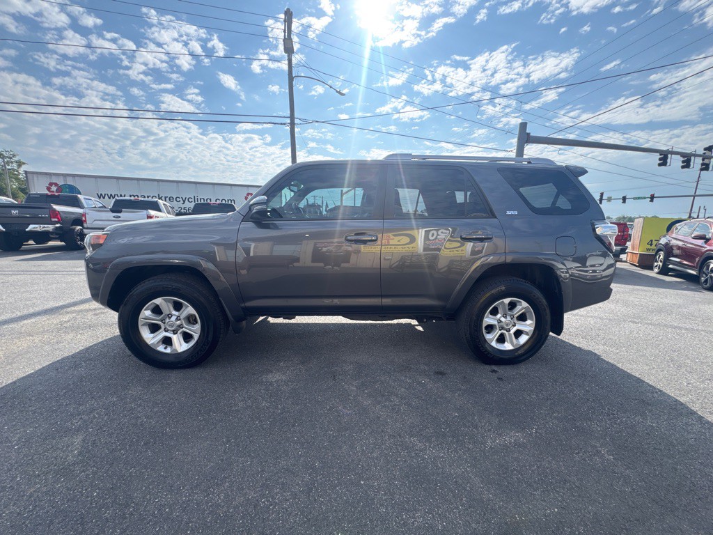 2016 Toyota 4Runner Image 8