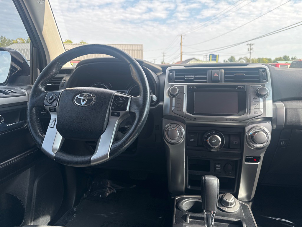 2016 Toyota 4Runner Image 12