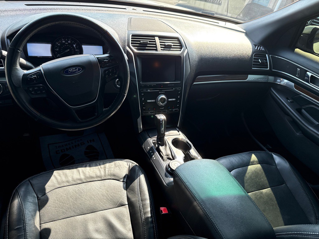 2016 Ford Explorer Image 6