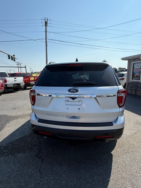 2018 Ford Explorer Image 6