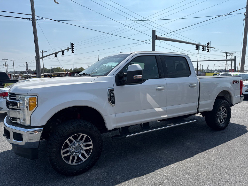 2017 Ford F-250 Image 3