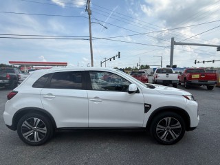 Image for 2021 Mitsubishi Outlander ES ID: 6843181