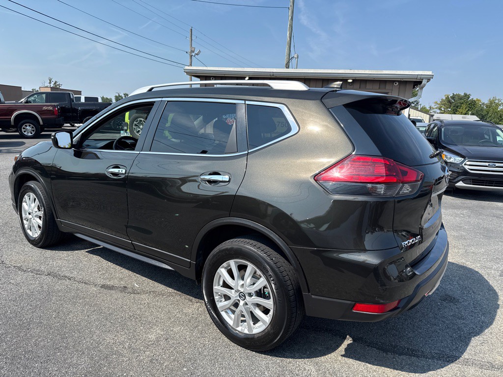 2017 Nissan Rogue Image 6
