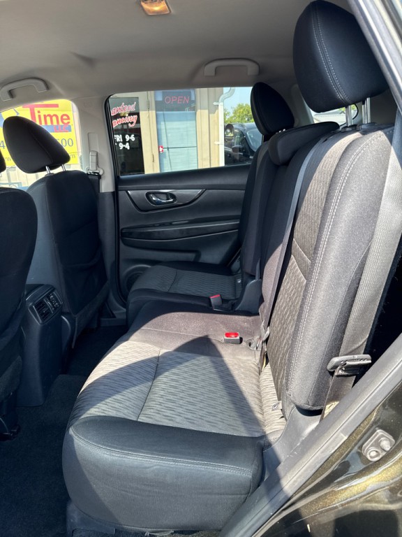 2017 Nissan Rogue Image 7