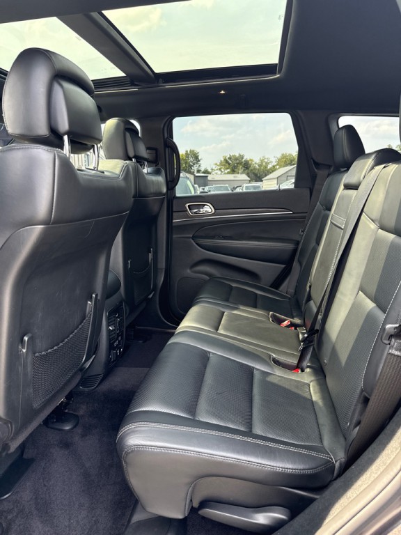 2017 Jeep Grand Cherokee Image 8