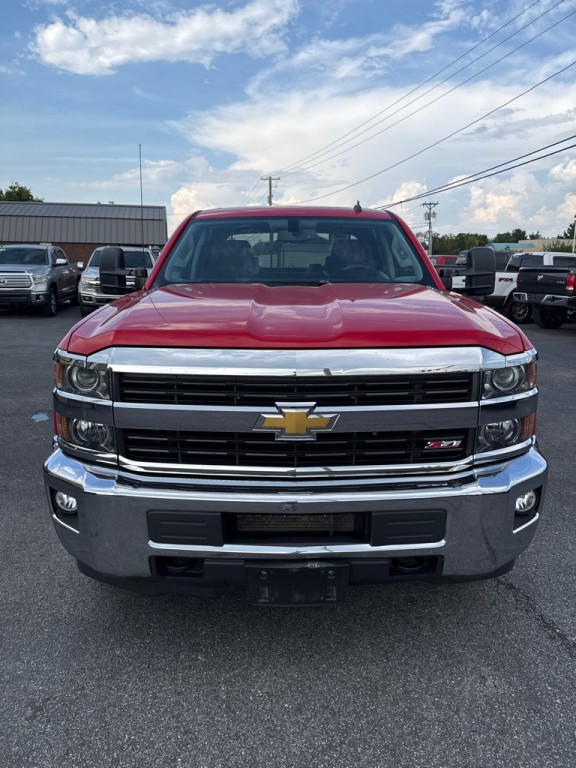 2015 Chevrolet Silverado 1500 Image 2
