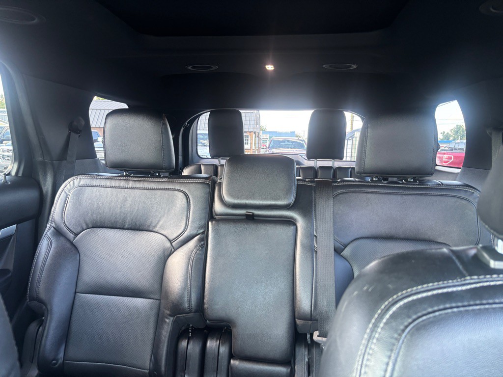 2019 Ford Explorer Image 12
