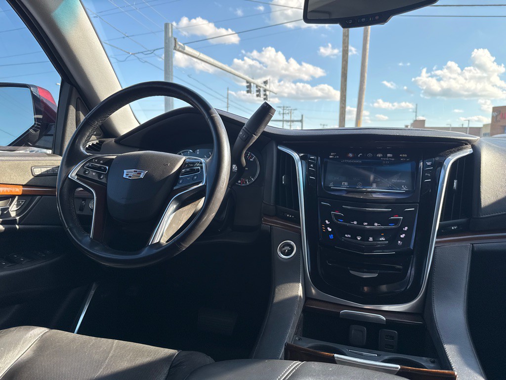 2019 Cadillac Escalade Image 12