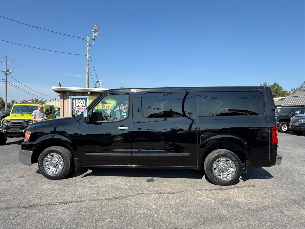 2017 Nissan NV Image 6