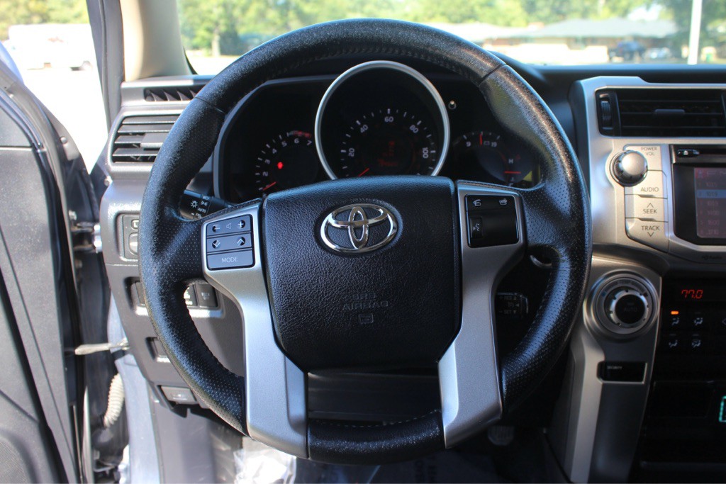 2013 Toyota 4Runner Image 11