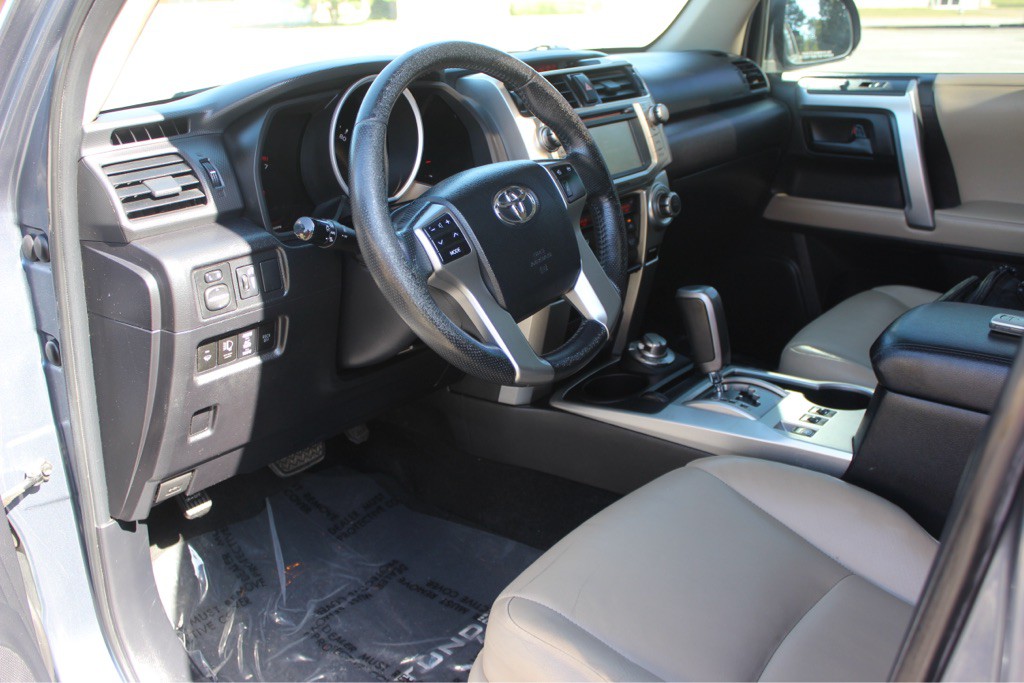 2013 Toyota 4Runner Image 13