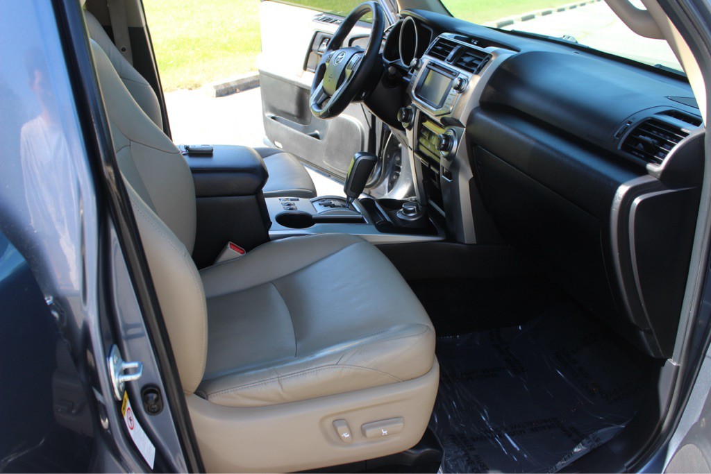 2013 Toyota 4Runner Image 14