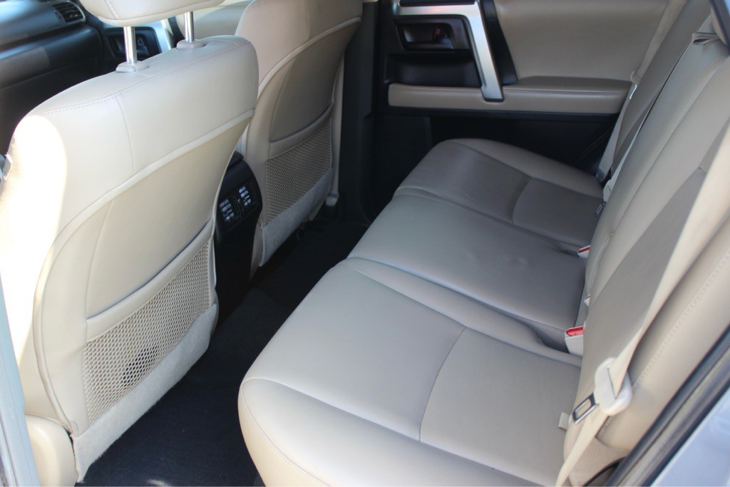 2013 Toyota 4Runner Image 15