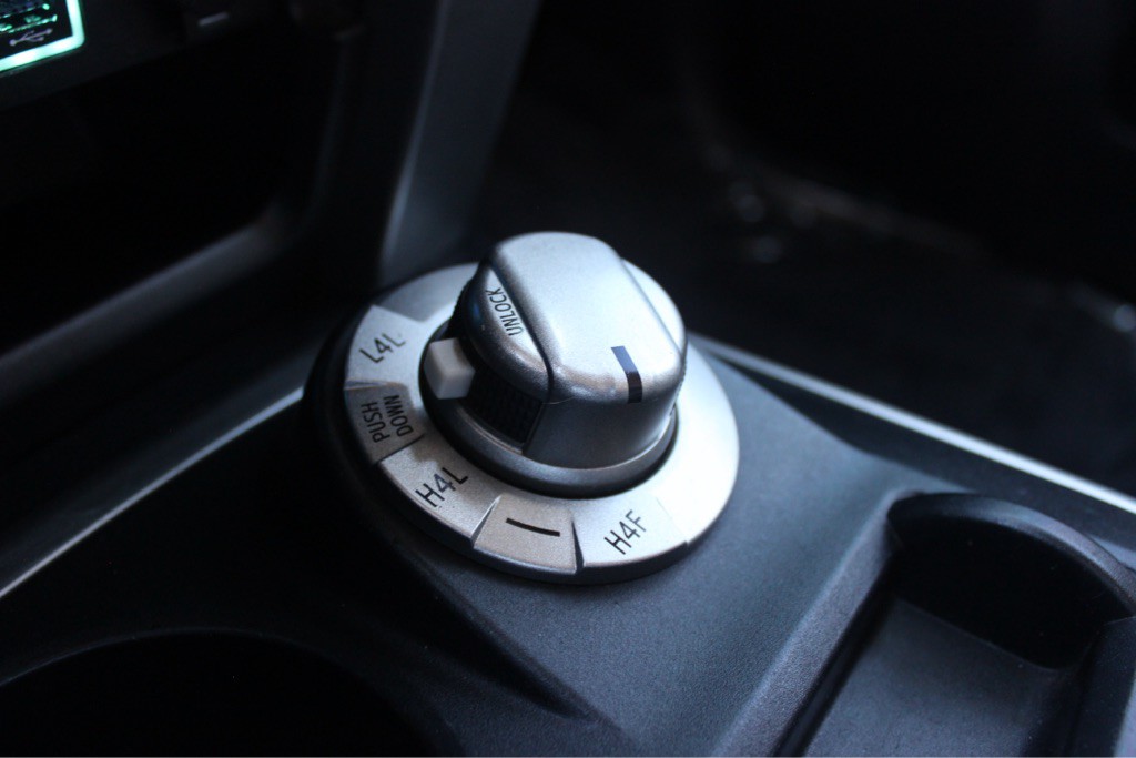 2013 Toyota 4Runner Image 24