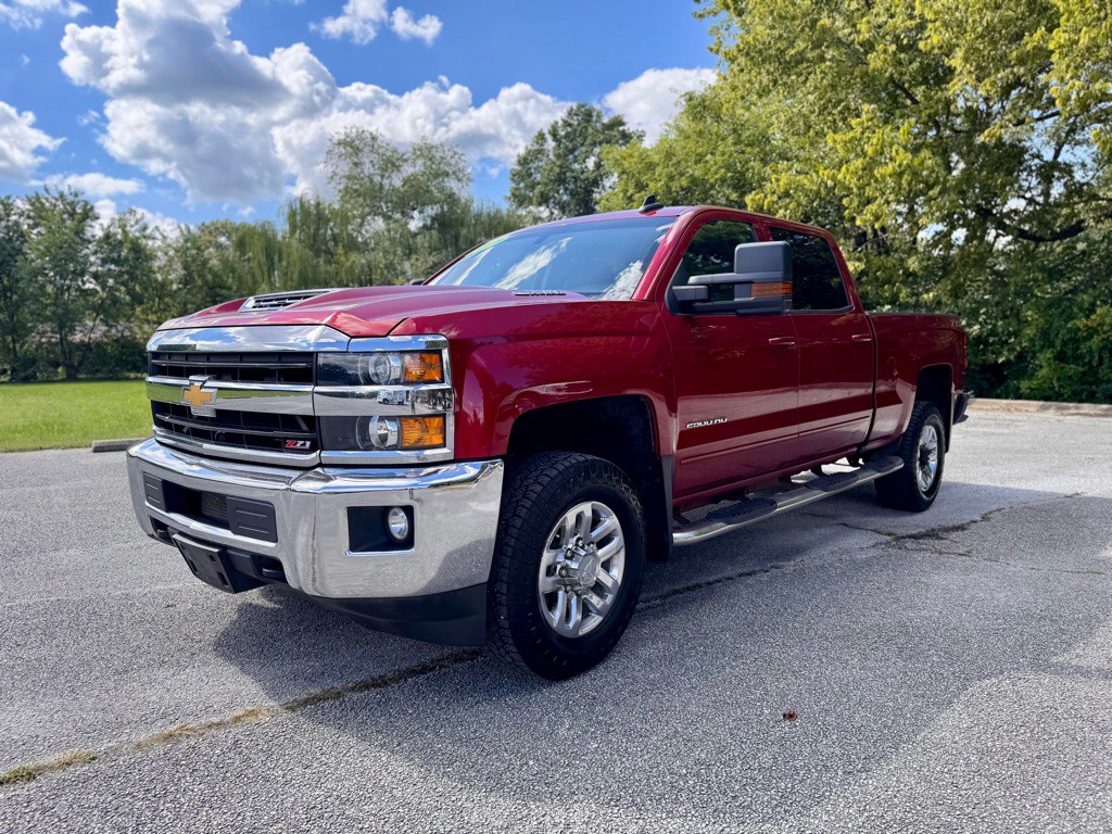 2018 Chevrolet Silverado 1500 Image 3