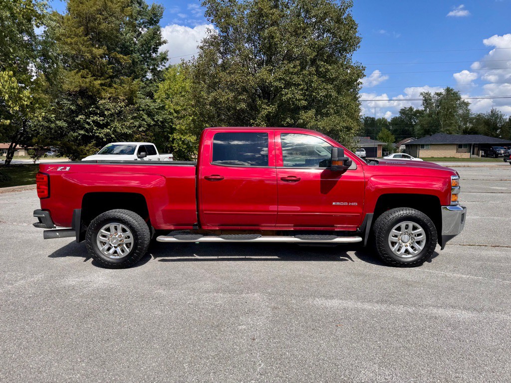 2018 Chevrolet Silverado 1500 Image 8