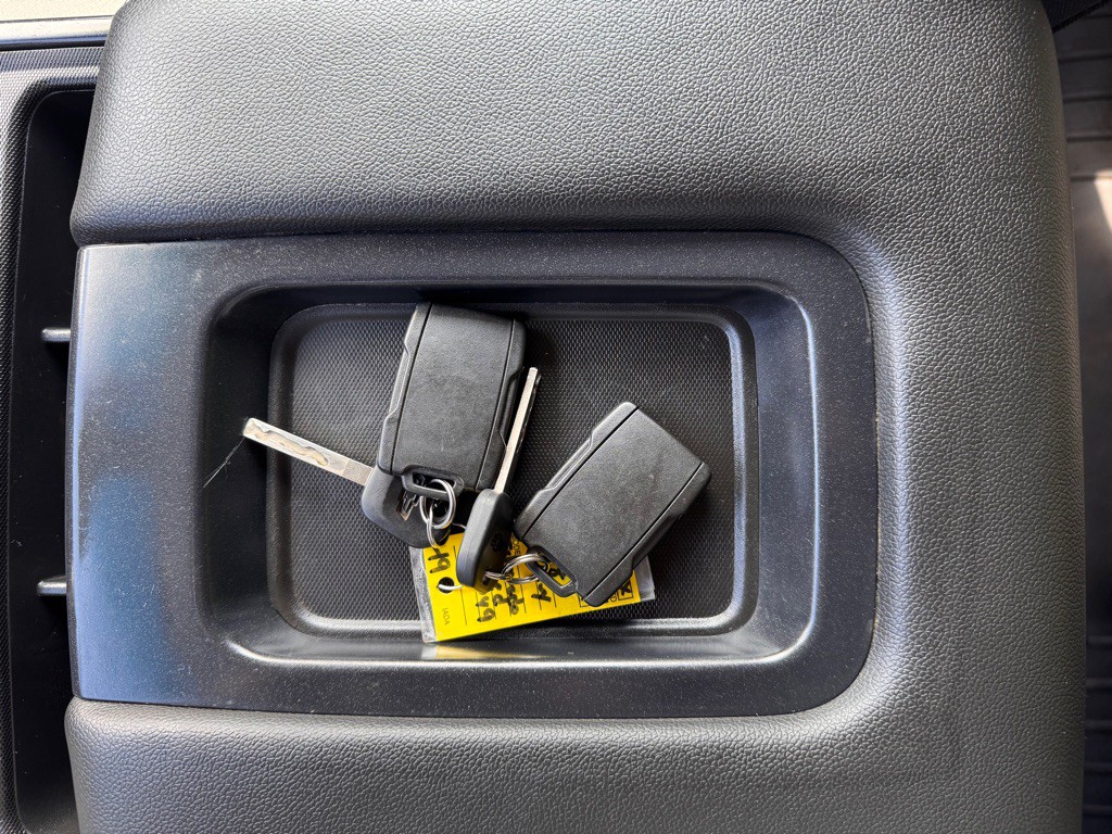 2018 Chevrolet Silverado 1500 Image 18