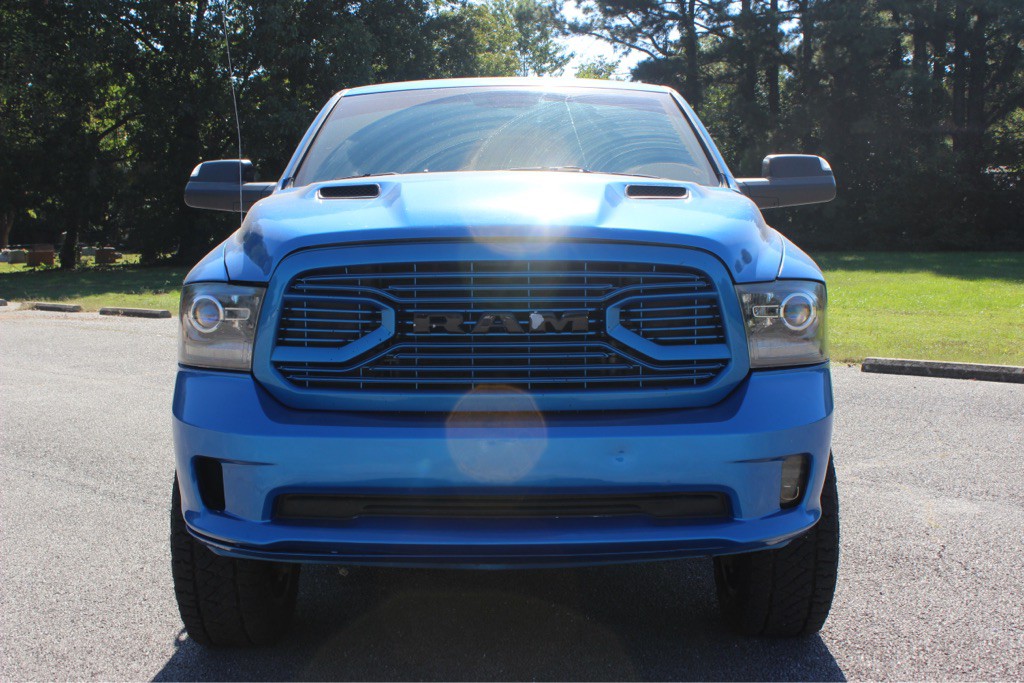 2018 RAM 1500 Image 2