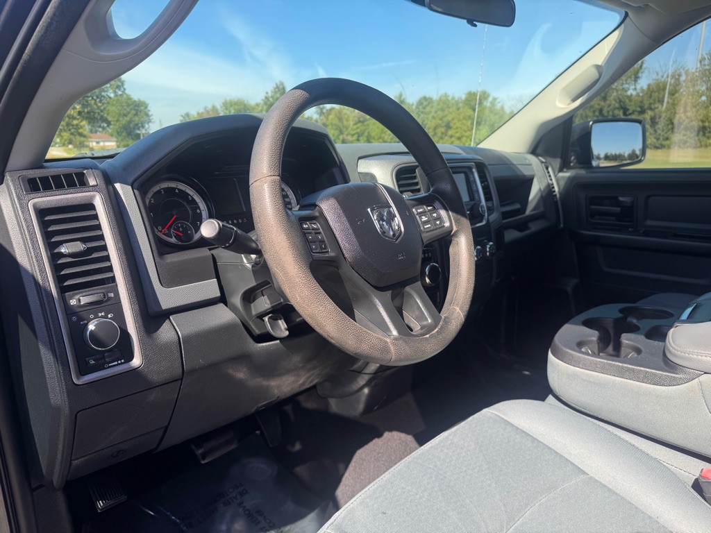 2017 RAM 1500 Image 12