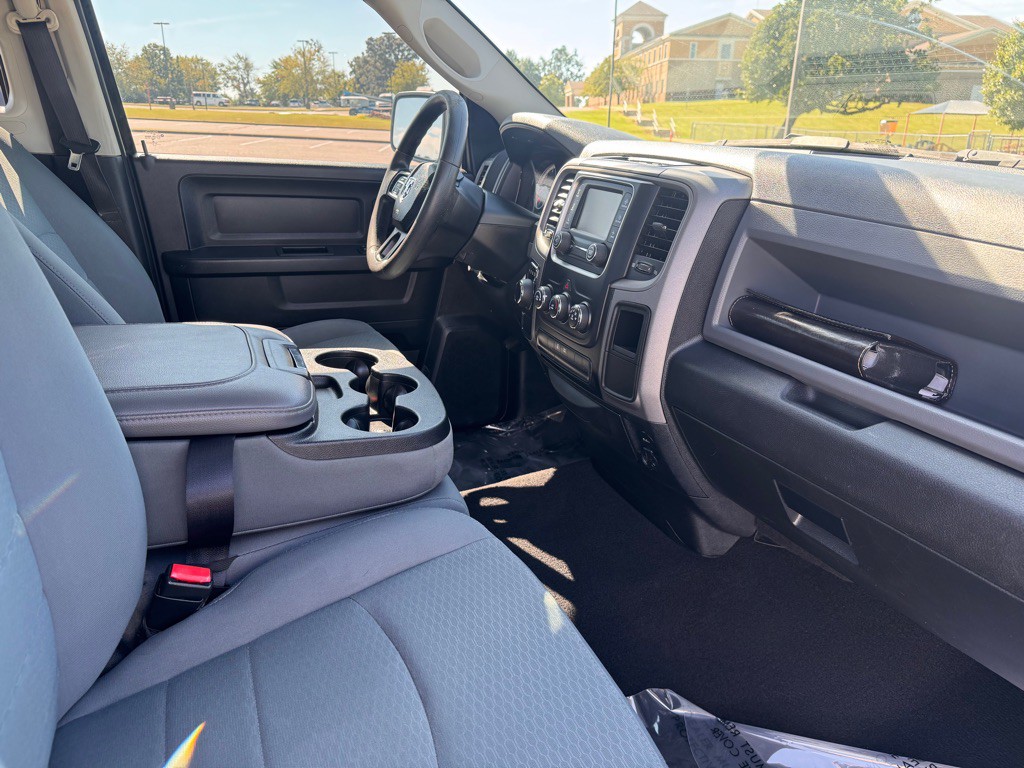2017 RAM 1500 Image 14