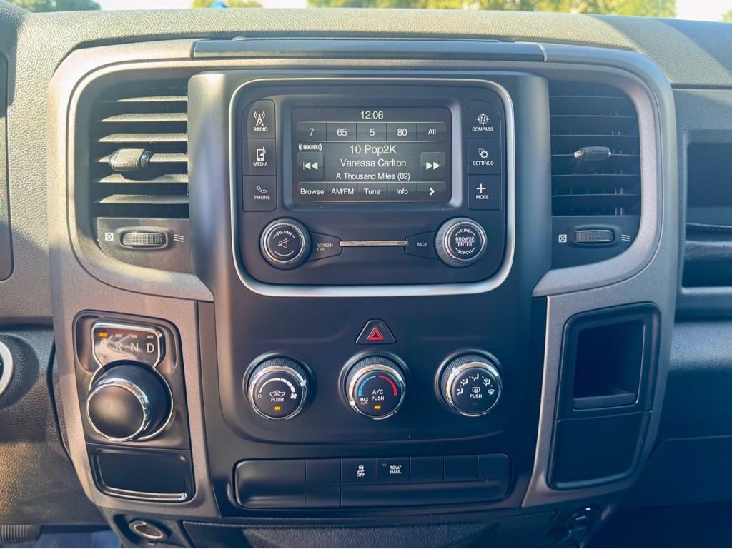 2017 RAM 1500 Image 17