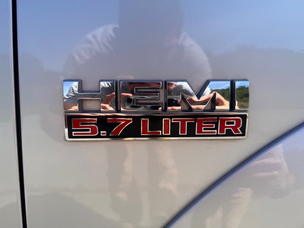 2017 RAM 1500 Image 9