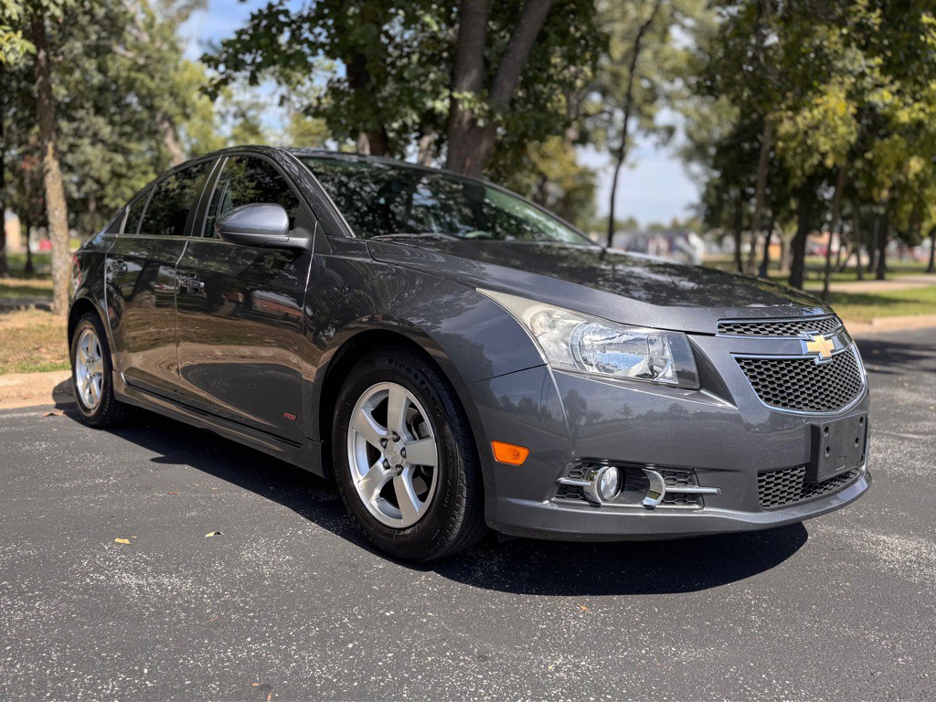 2013 Chevrolet Cruze Image 3