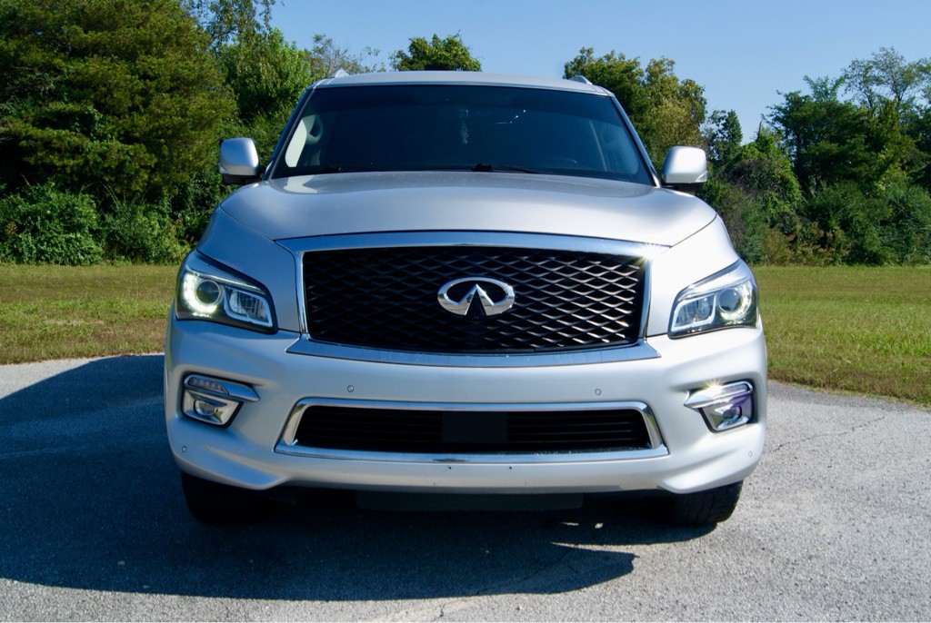 2017 INFINITI QX80 Image 2