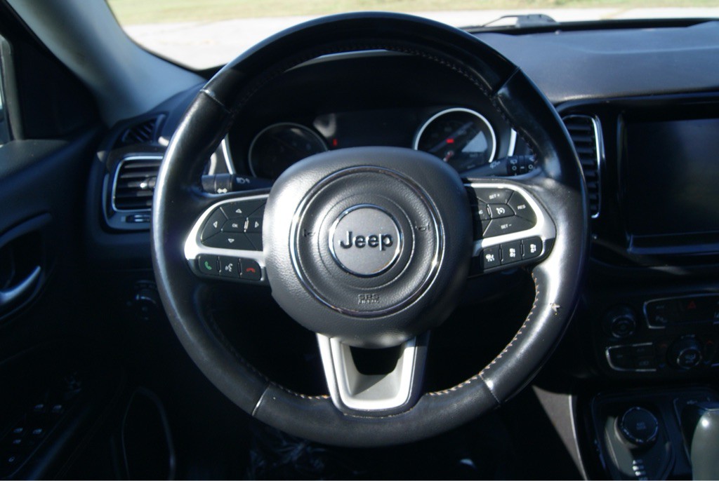 2021 Jeep Compass Image 12