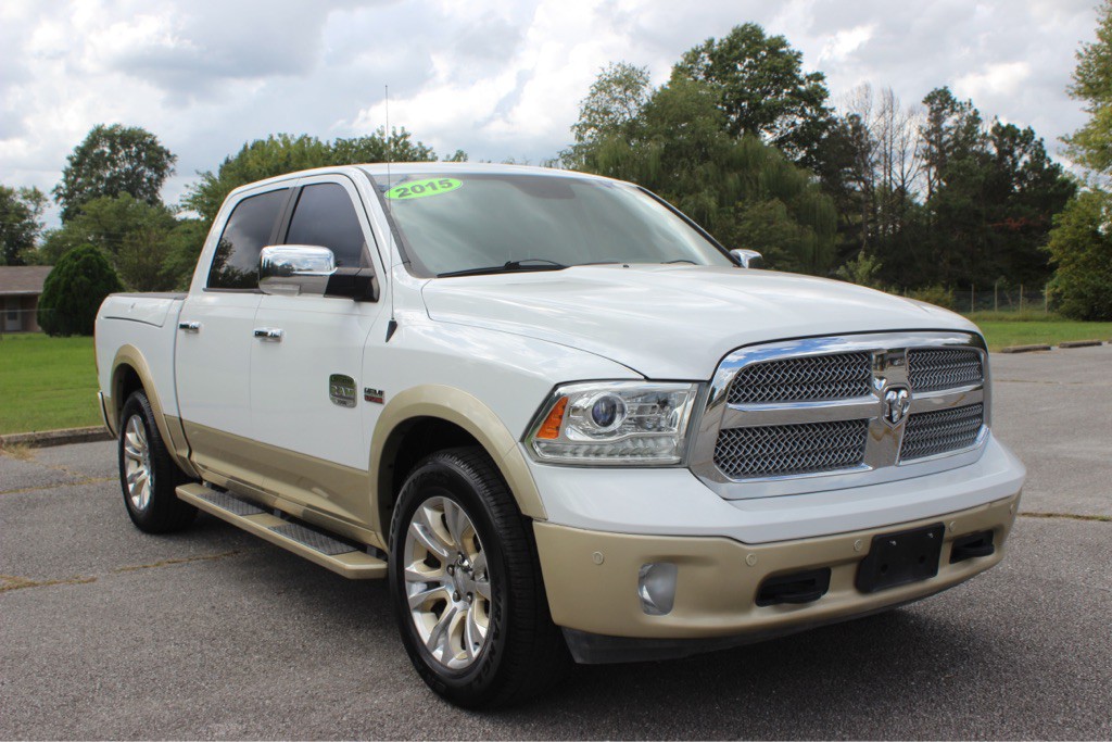2015 RAM 1500 Image 1
