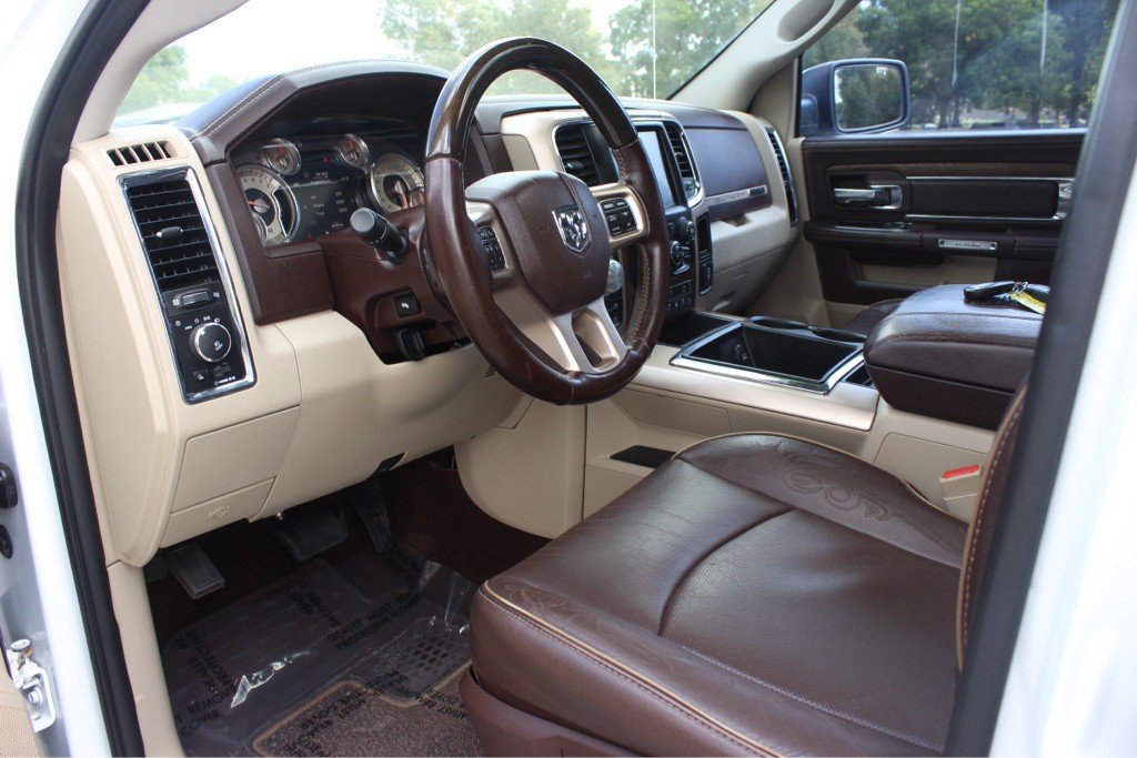 2015 RAM 1500 Image 8