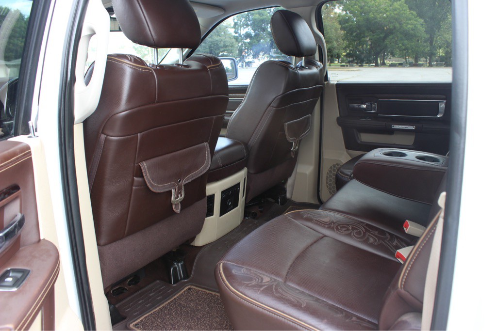 2015 RAM 1500 Image 9