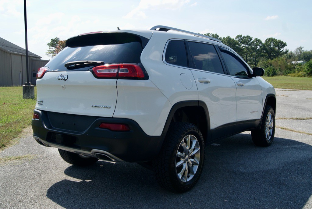 2015 Jeep Cherokee Image 6
