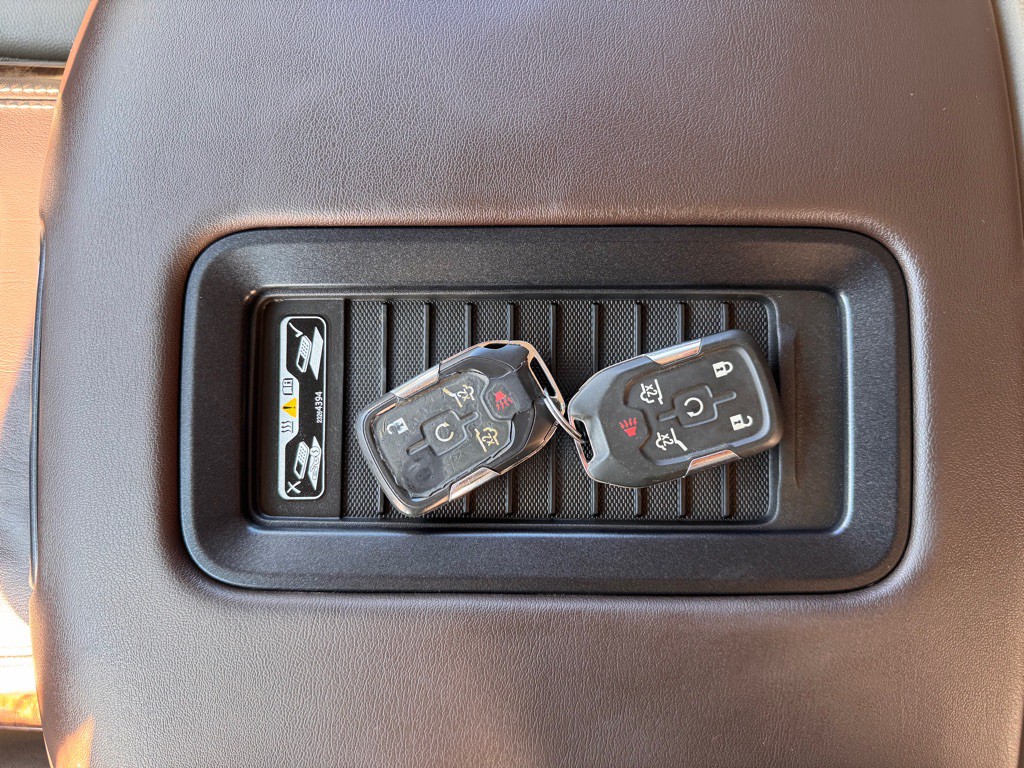 2016 Chevrolet Tahoe Image 19