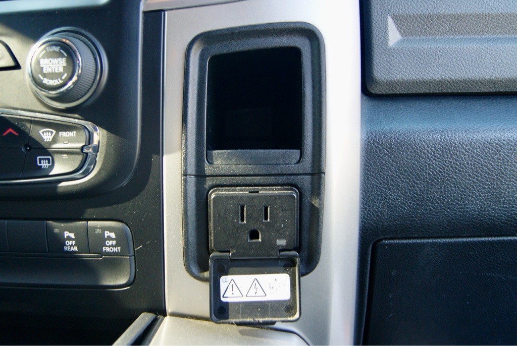 2016 RAM 1500 Image 19
