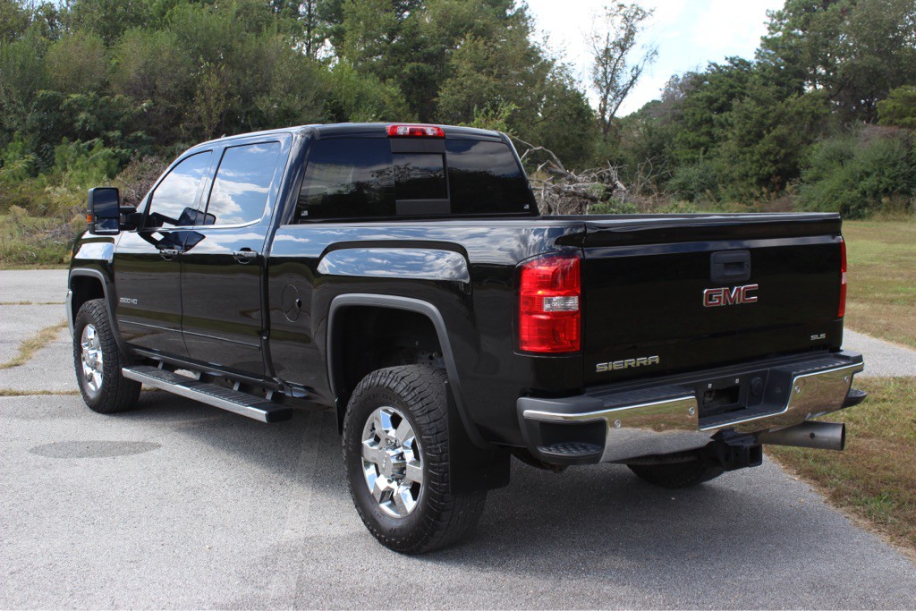 2018 GMC Sierra 2500 Image 3