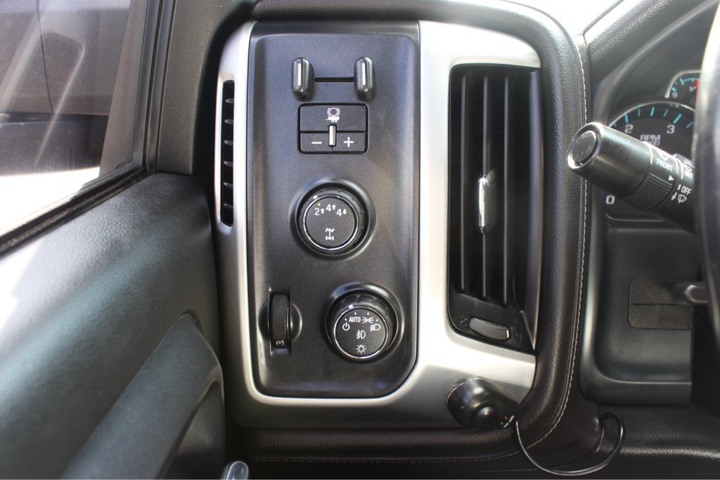 2018 GMC Sierra 2500 Image 18