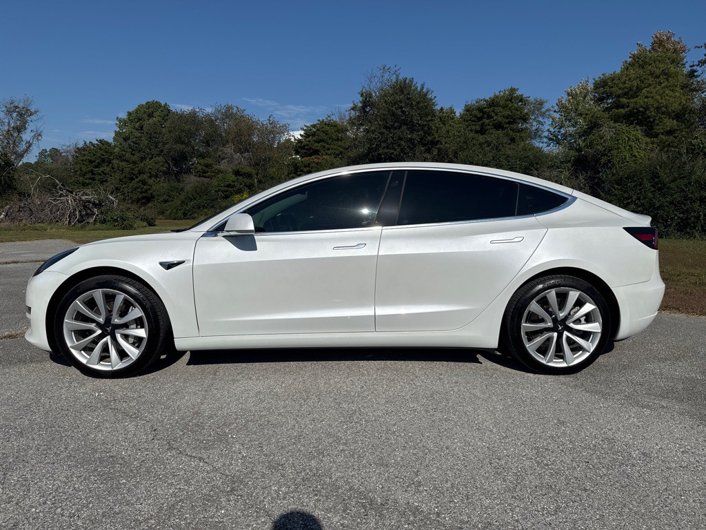 2020 Tesla Model 3 Image 8