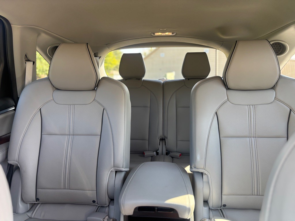 2017 Acura MDX Image 11
