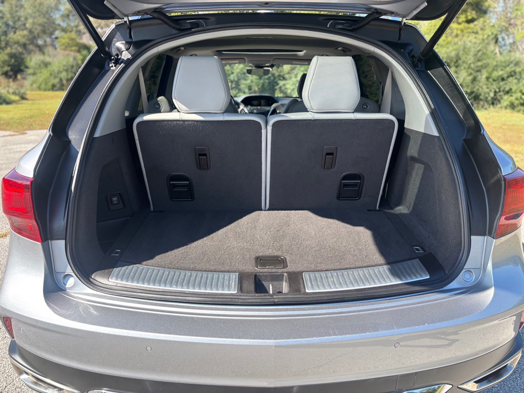 2017 Acura MDX Image 12