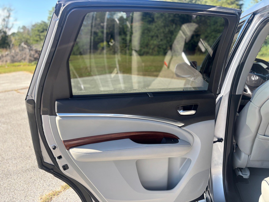 2017 Acura MDX Image 17