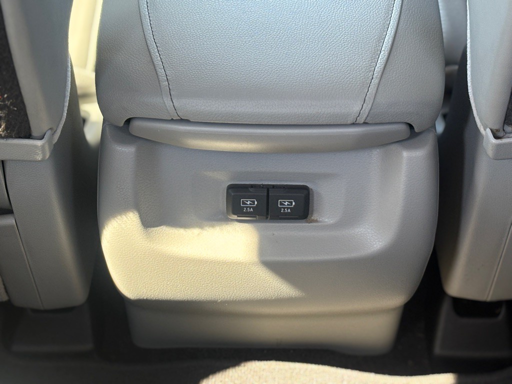 2017 Acura MDX Image 42