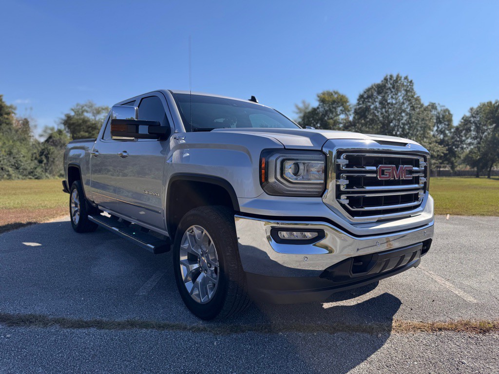 2018 GMC Sierra Image 3