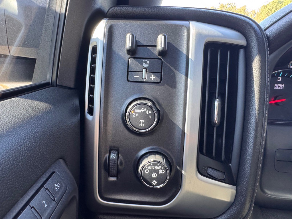2018 GMC Sierra Image 23