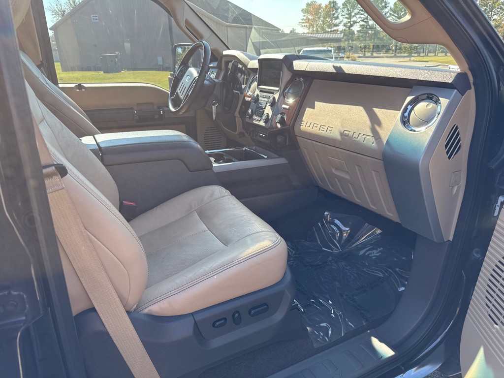 2014 Ford F-250 Image 18
